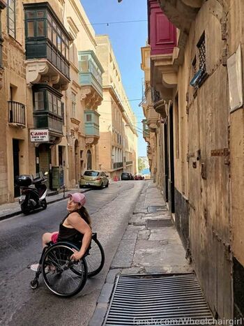 Wheelchairgirl