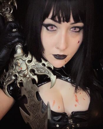 WhisperingPizza ASMR