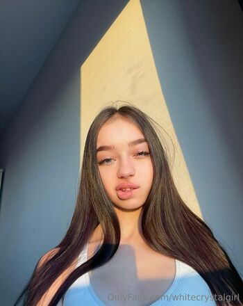 whitecrystalgirl