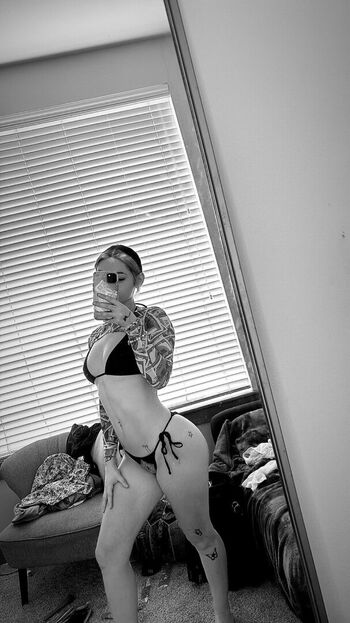 whitegirlkay