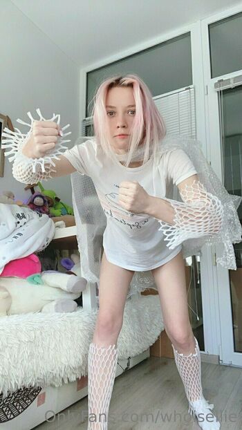 whoisellie