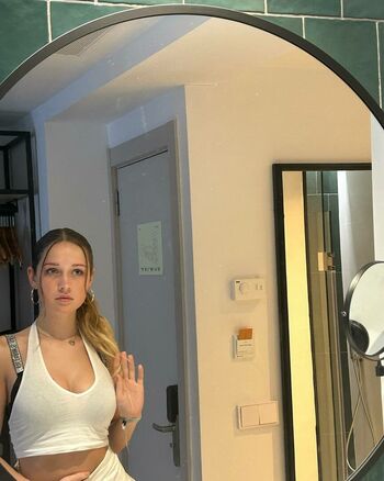 Wieke Langanke