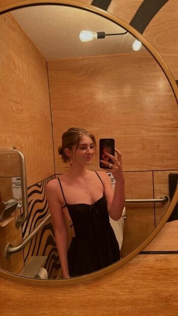 Willow Shields