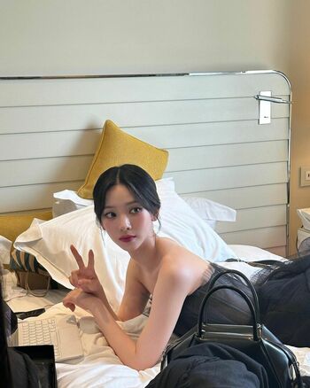 WomenK-pop