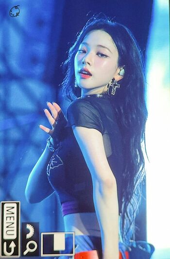 WomenK-pop