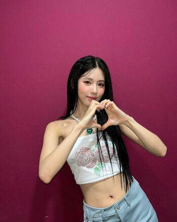 WomenK-pop