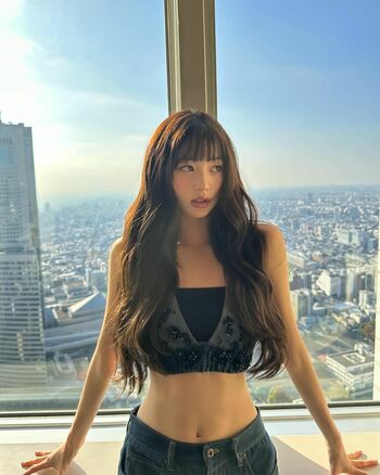 WomenK-pop