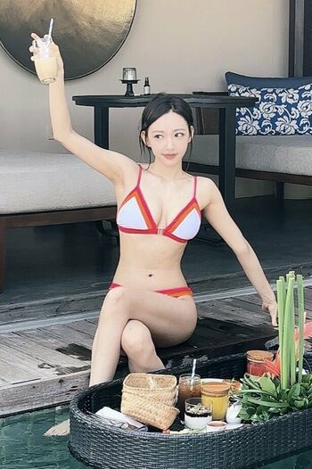 WomenK-pop