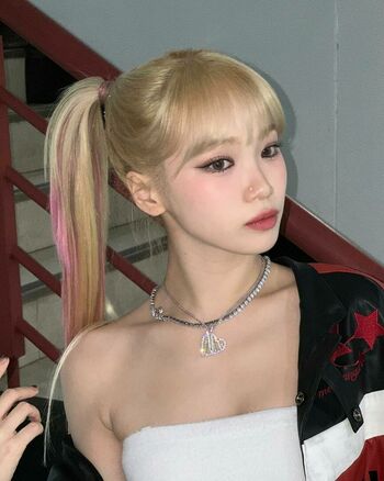 WomenK-pop