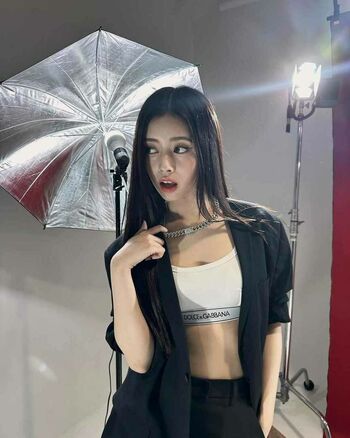 WomenK-pop