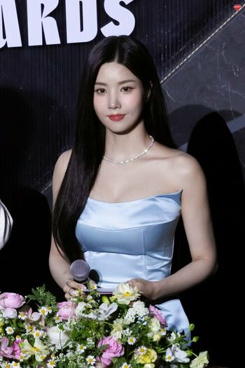 WomenK-pop
