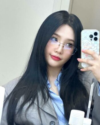WomenK-pop