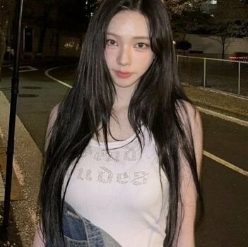 WomenK-pop