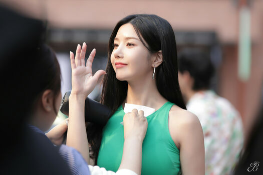 WomenK-pop