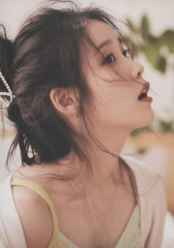 WomenK-pop