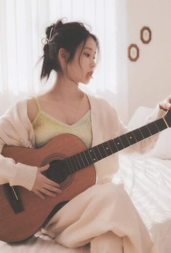 WomenK-pop