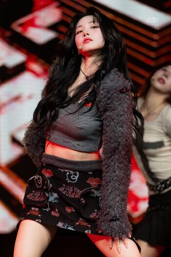 WomenK-pop