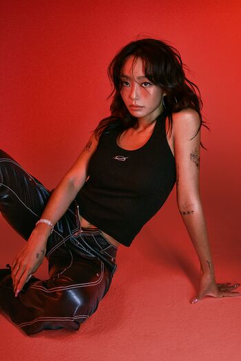WomenK-pop