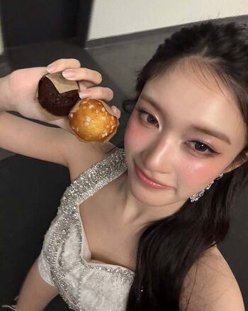 WomenK-pop