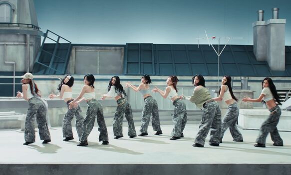 WomenK-pop