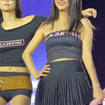 WomenK-pop