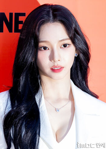 WomenK-pop