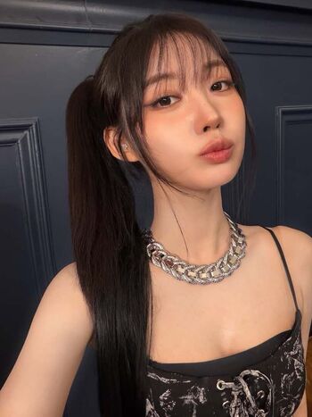 WomenK-pop