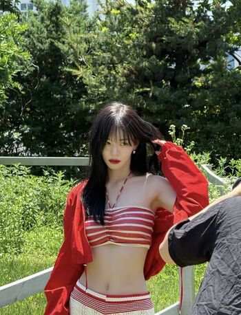 WomenK-pop