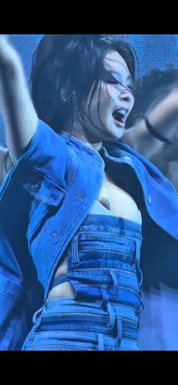 WomenK-pop
