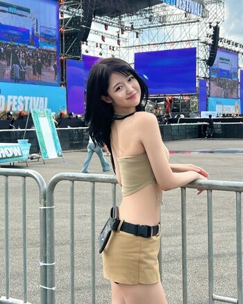 WomenK-pop