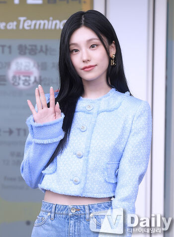 WomenK-pop
