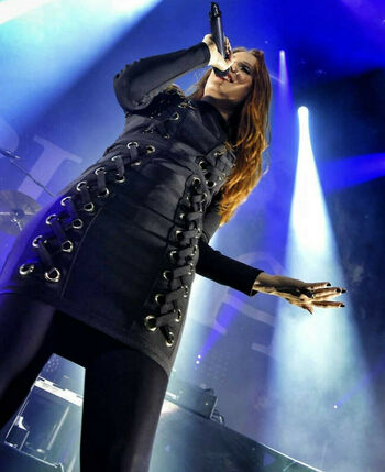 WomenMetal