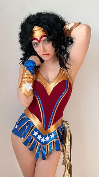 Wonder Woman Cosplay