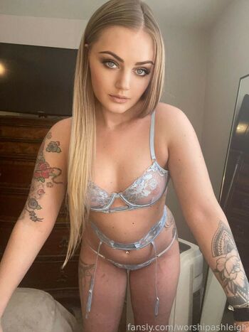 worshipashleigh