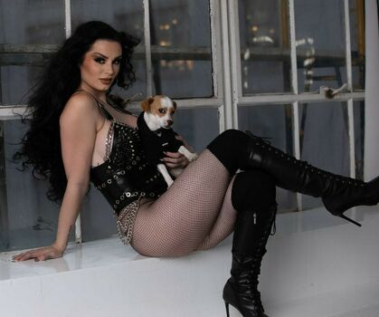 WWE's Paige / Saraya Bevis