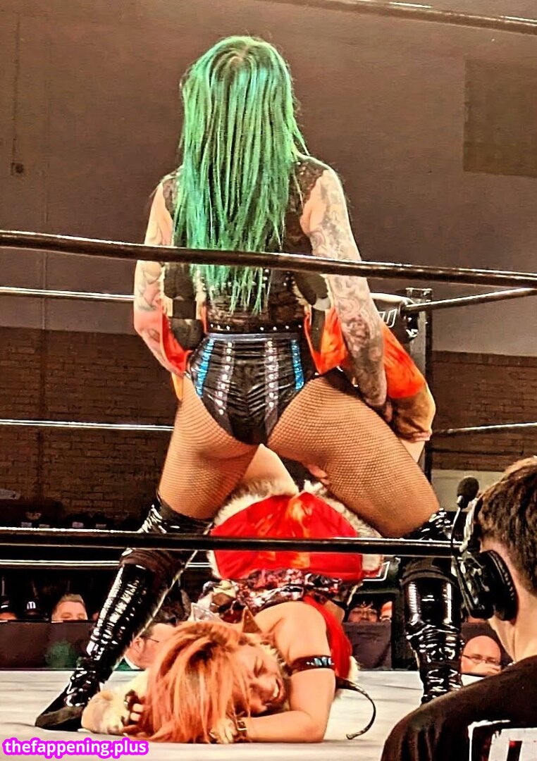 Shotzi Blackheart / ShotziWWE / WWE Shotzi नग्न OnlyFans फोटो #346