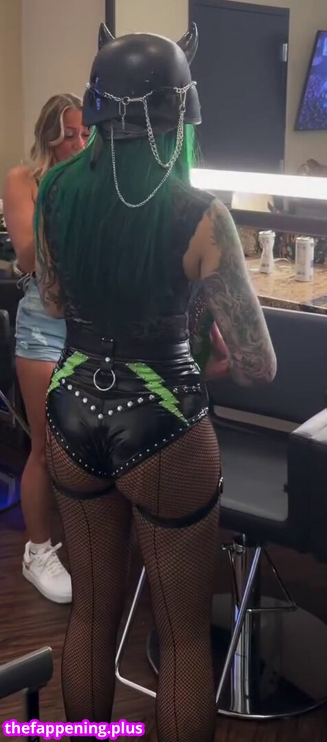 Shotzi Blackheart / ShotziWWE / WWE Shotzi Meztelen OnlyFans Fotó #421