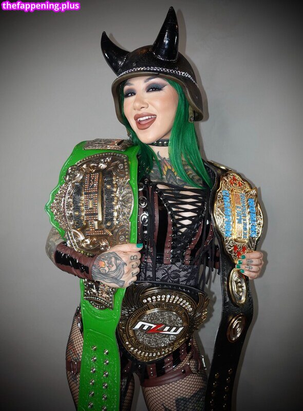 Shotzi Blackheart / ShotziWWE / WWE Shotzi Foto OnlyFans Nua #501