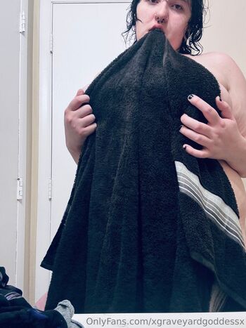 xgraveyardgoddessx