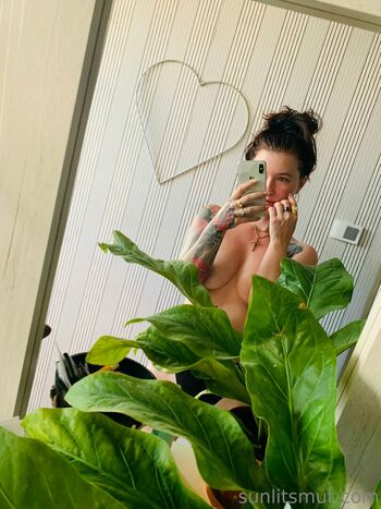 xmishacrossx