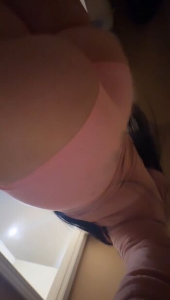 Xozelliiaa Xozelliiiaa