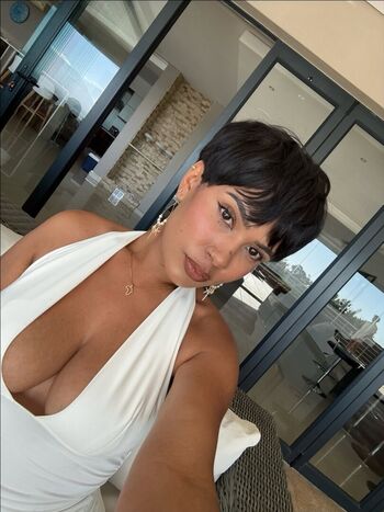 Xtacey, Stacey Africa