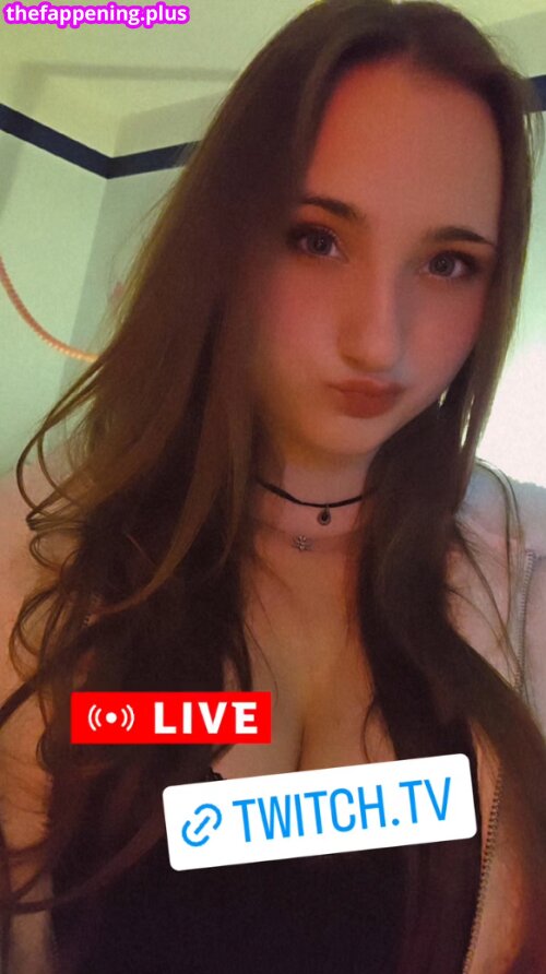 xXLaureliaXx Foto OnlyFans Nua #6