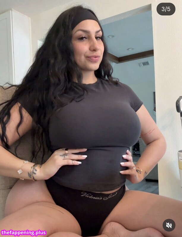 Olivia Bethel / o.livia_b / o.liviaa.b / xxooliviah Nacktes OnlyFans Foto #10