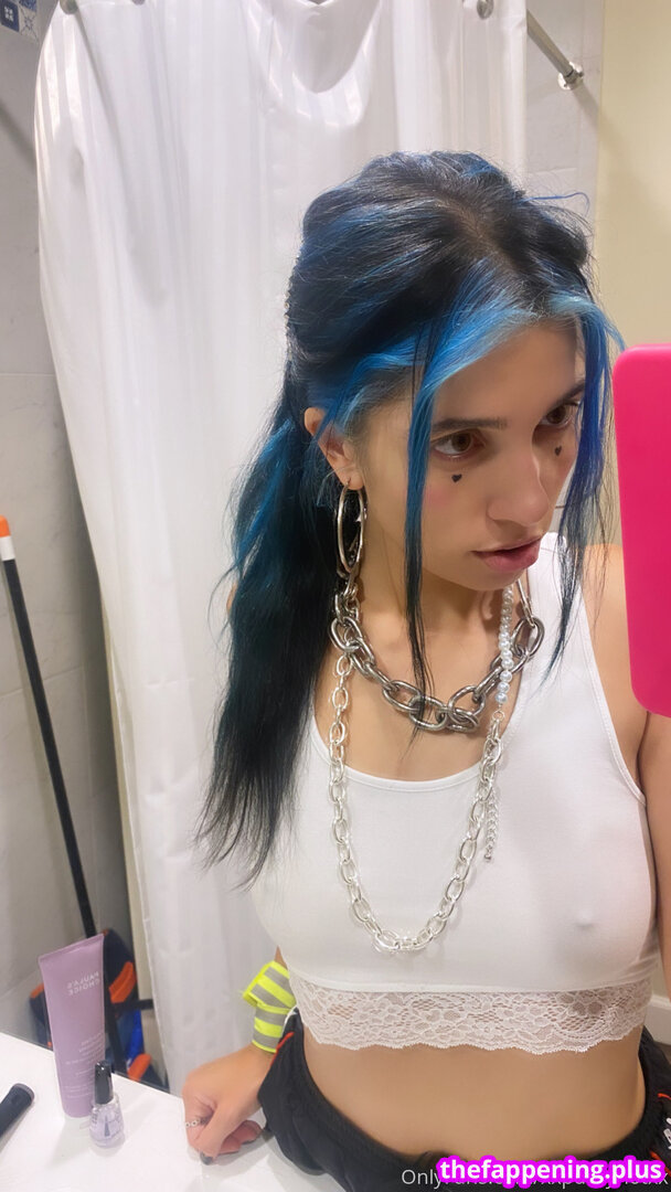 nadya tolokonnikova / nadyariot / pussyrrriot / xxpussyriotxx 누드 OnlyFans 사진 #29