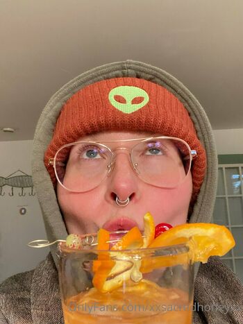 xxsacredhoneyxx