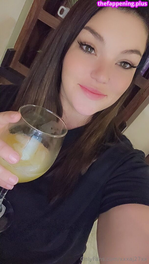 xxajxx7 / xxxaj27xx Fotografie OnlyFans Dezbrăcată #30