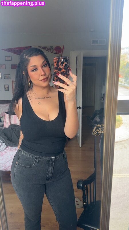 qwx_wenci / xxxcici_ / xxxotici Φωτογραφία Γυμνών OnlyFans #9