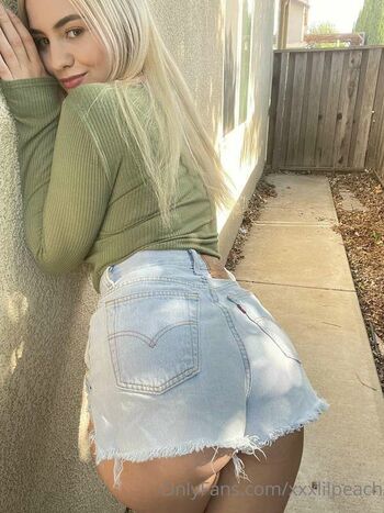 xxxlilpeach