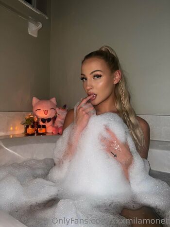 xxxmilamonet
